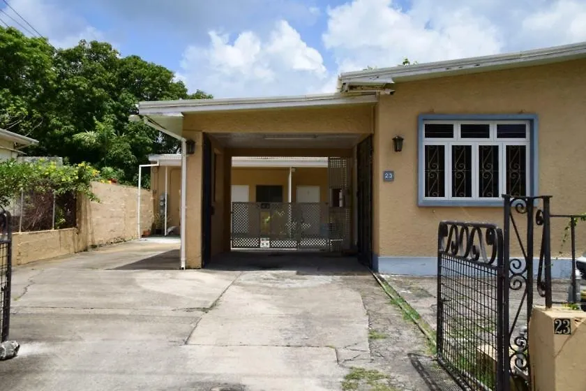 Arndale 23 1St Avenue Dover Gardens Apartment Christ Church
